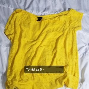Torrid yellow shirt sz 0x